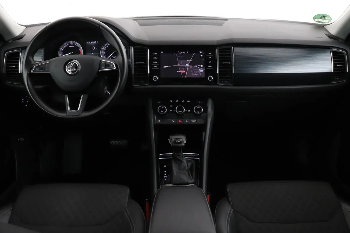 1.5 TSI Business Edition | Trekhaak | CarPlay | Automaat | Canton Geluid | Camera |