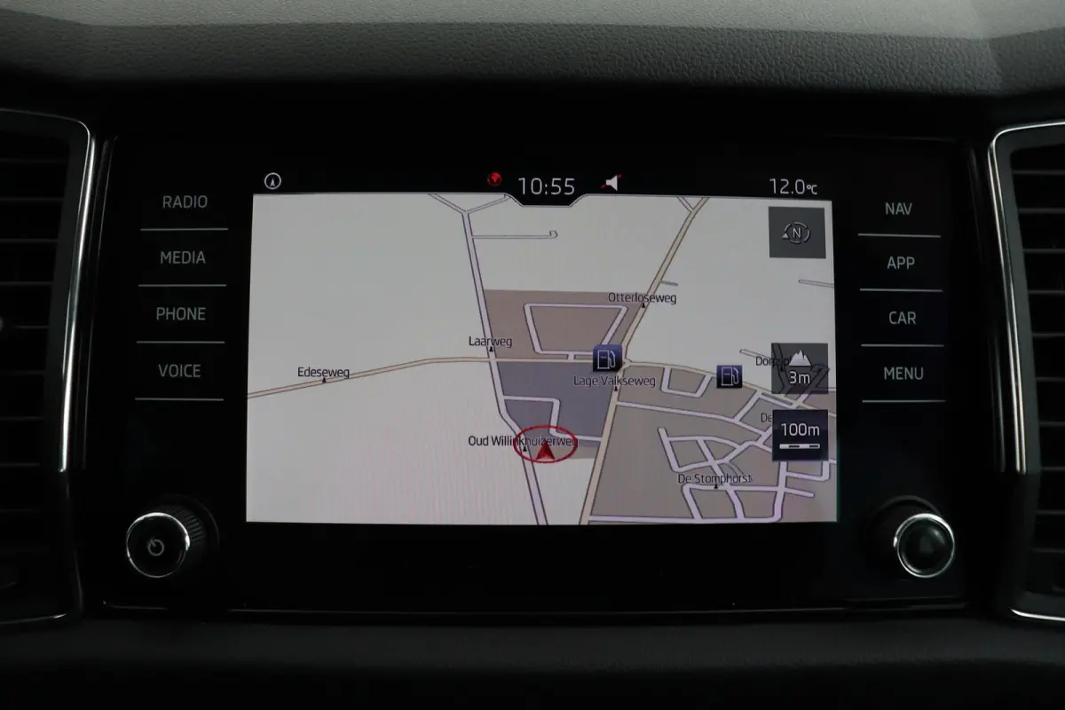 1.5 TSI Business Edition | Trekhaak | CarPlay | Automaat | Canton Geluid | Camera |
