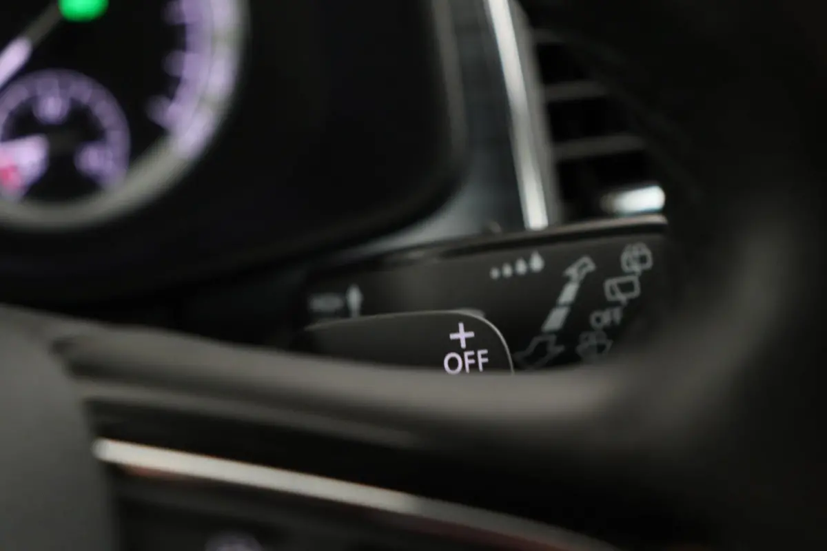 1.5 TSI Business Edition | Trekhaak | CarPlay | Automaat | Canton Geluid | Camera |