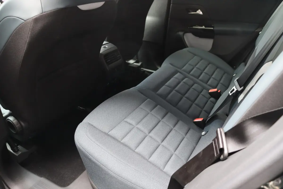 1.2 Hybrid 145 Business Elektrische Achterklep Stuurwielverwarming