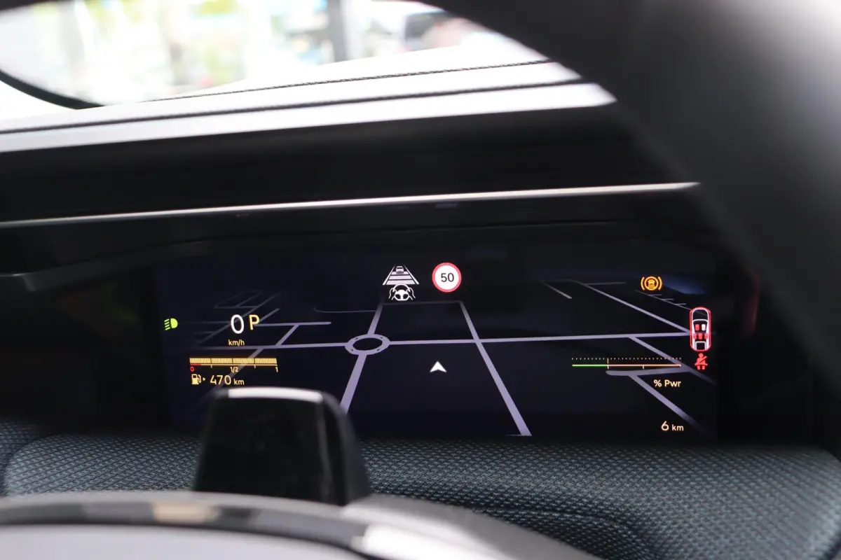 1.2 Hybrid 145 Business Elektrische Achterklep Stuurwielverwarming