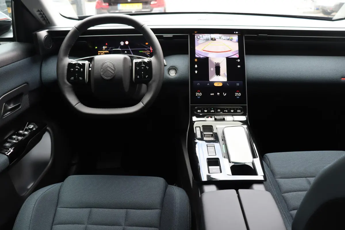 1.2 Hybrid 145 Business Elektrische Achterklep Stuurwielverwarming