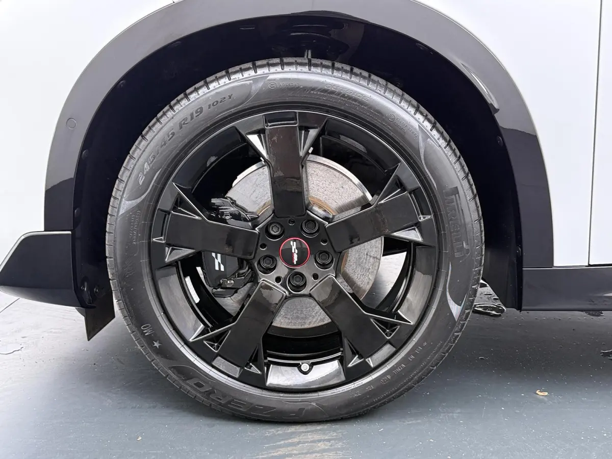 E John Cooper Works | Pakket-L | Stuur- Stoelverwarming | Panoramadak | Harman/Kardon | Head-Up Display |