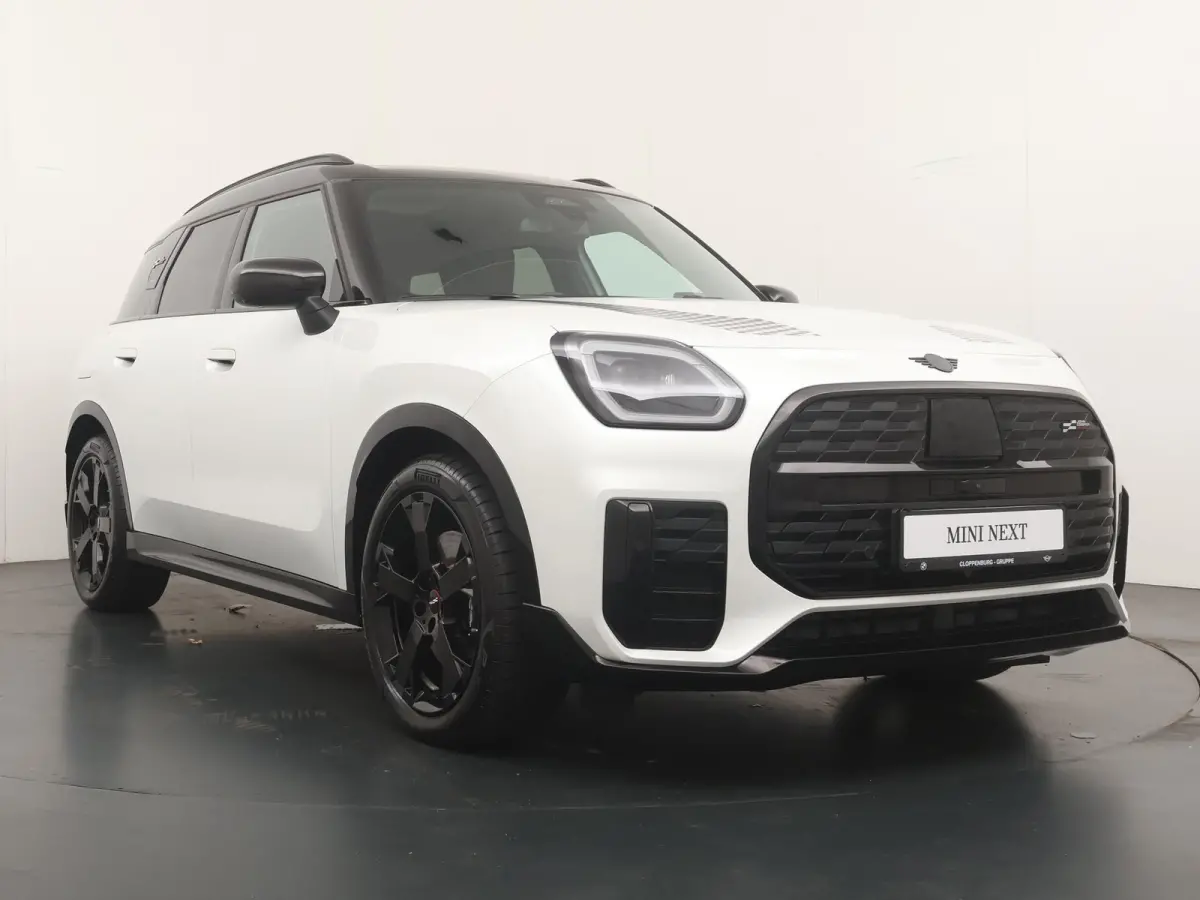 E John Cooper Works | Pakket-L | Stuur- Stoelverwarming | Panoramadak | Harman/Kardon | Head-Up Display |
