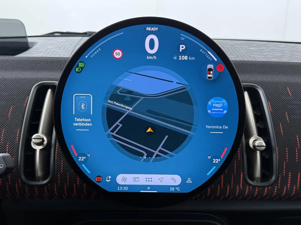 E John Cooper Works | Pakket-L | Stuur- Stoelverwarming | Panoramadak | Harman/Kardon | Head-Up Display |