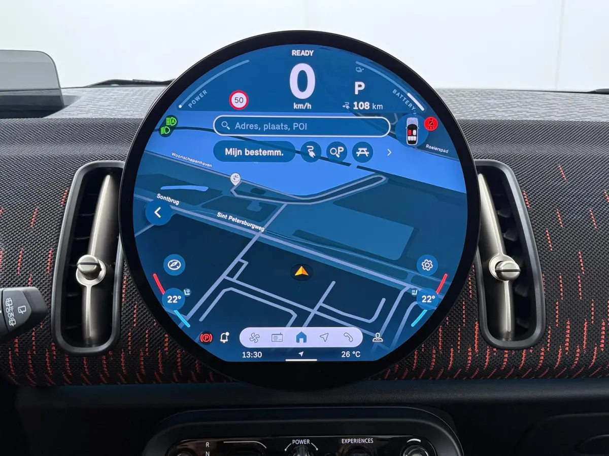 E John Cooper Works | Pakket-L | Stuur- Stoelverwarming | Panoramadak | Harman/Kardon | Head-Up Display |