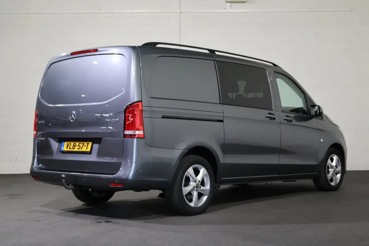 116 CDI Lang DC Automaat Led Navigatie Camera