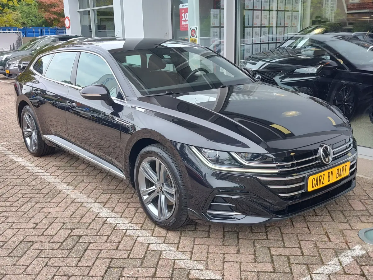 1.4 TSI eHYBRID R-LINE BUSINESS Ergo Seats | Virtual Cockpit | Park Assist