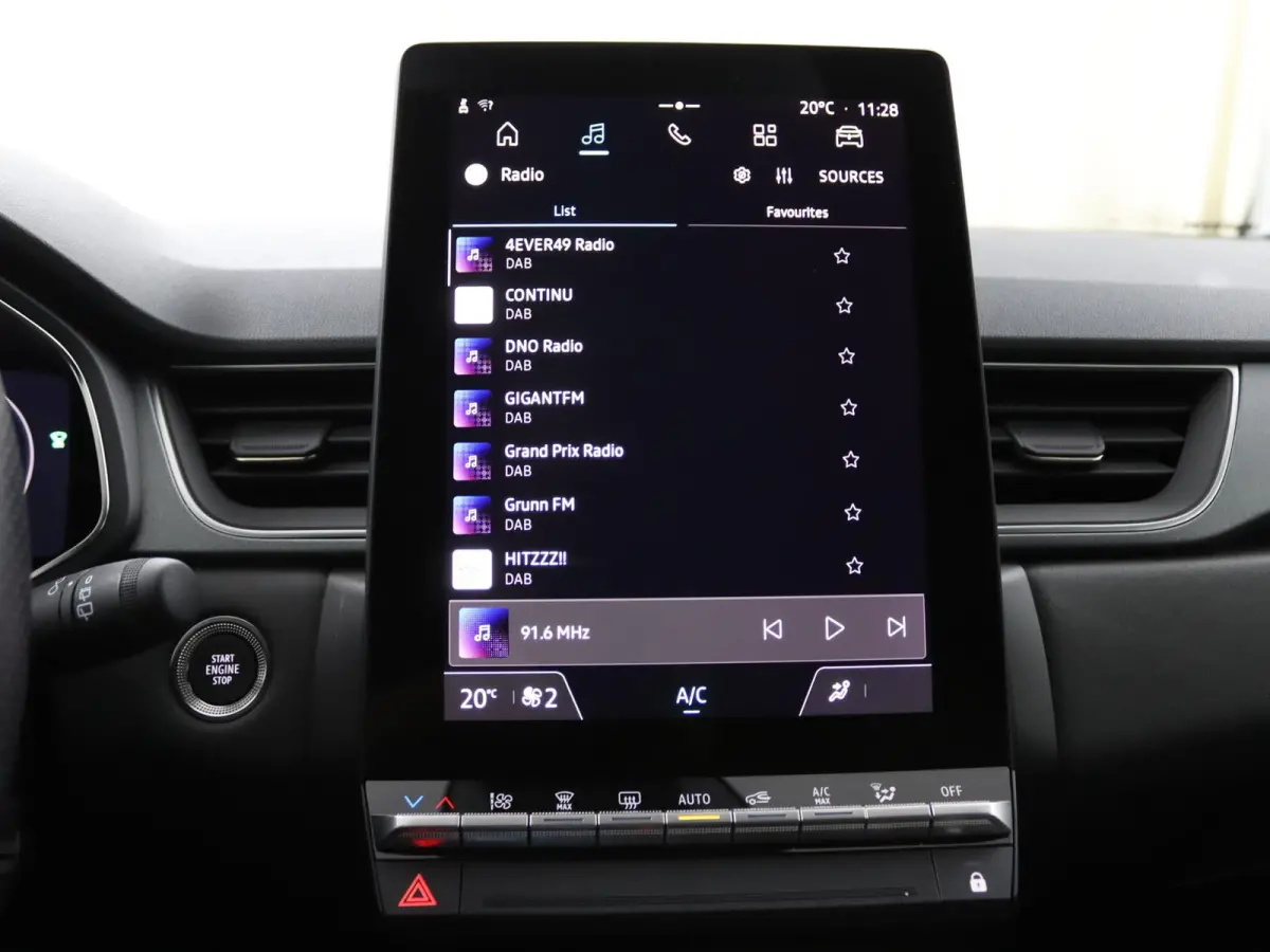 techno full hybrid E-Tech 160 | Google Navigatie | Parkeercamera | Climate Control |