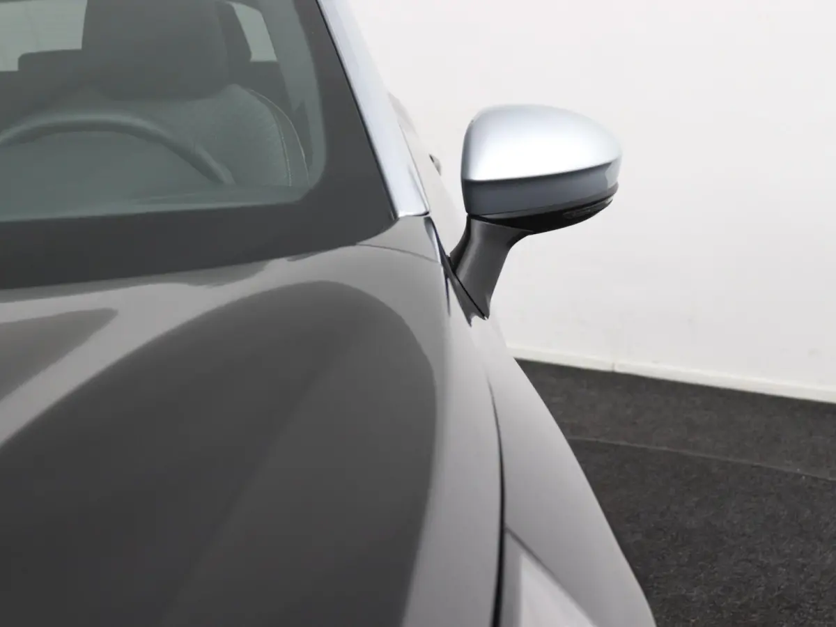 techno full hybrid E-Tech 160 | Google Navigatie | Parkeercamera | Climate Control |