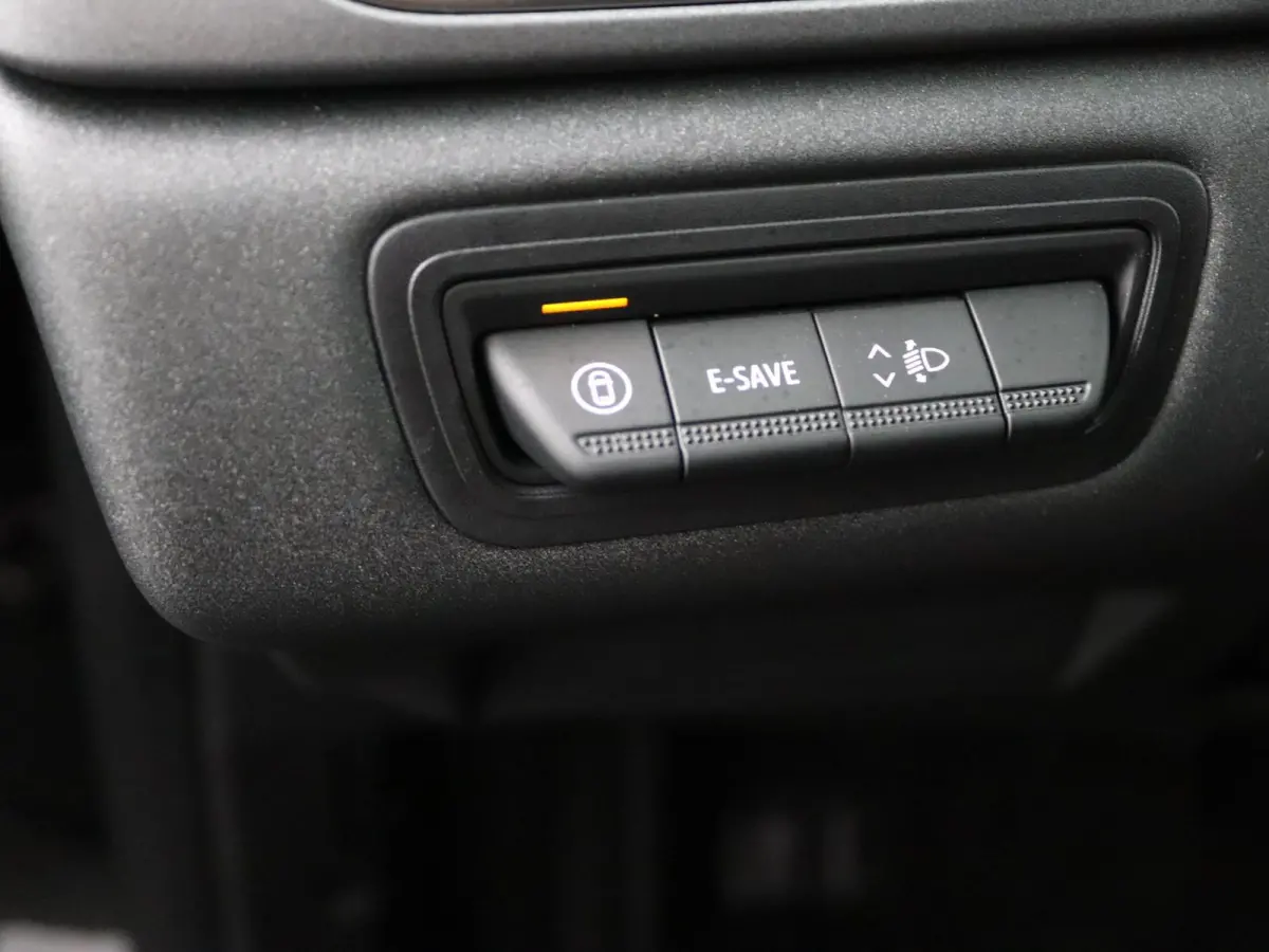 techno full hybrid E-Tech 160 | Google Navigatie | Parkeercamera | Climate Control |