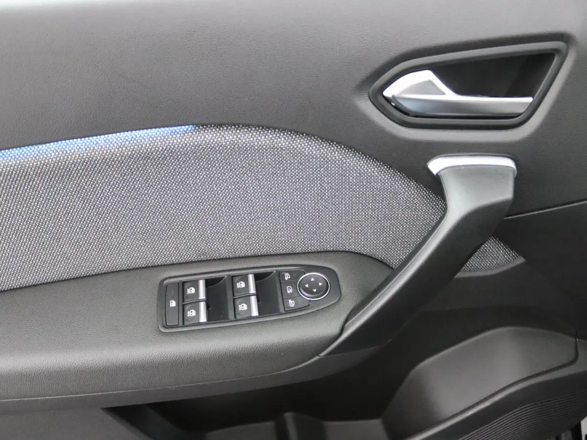 techno full hybrid E-Tech 160 | Google Navigatie | Parkeercamera | Climate Control |