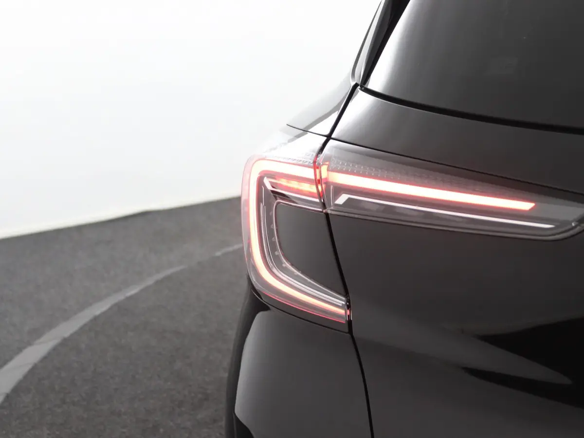 techno full hybrid E-Tech 160 | Google Navigatie | Parkeercamera | Climate Control |