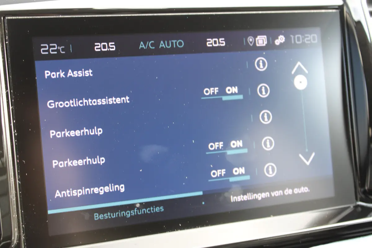 1.6 Plug-in Hybrid 225 Shine | Achterstoelen drie | Achterstoelen verschuifbaar | Achteruitrijcamera