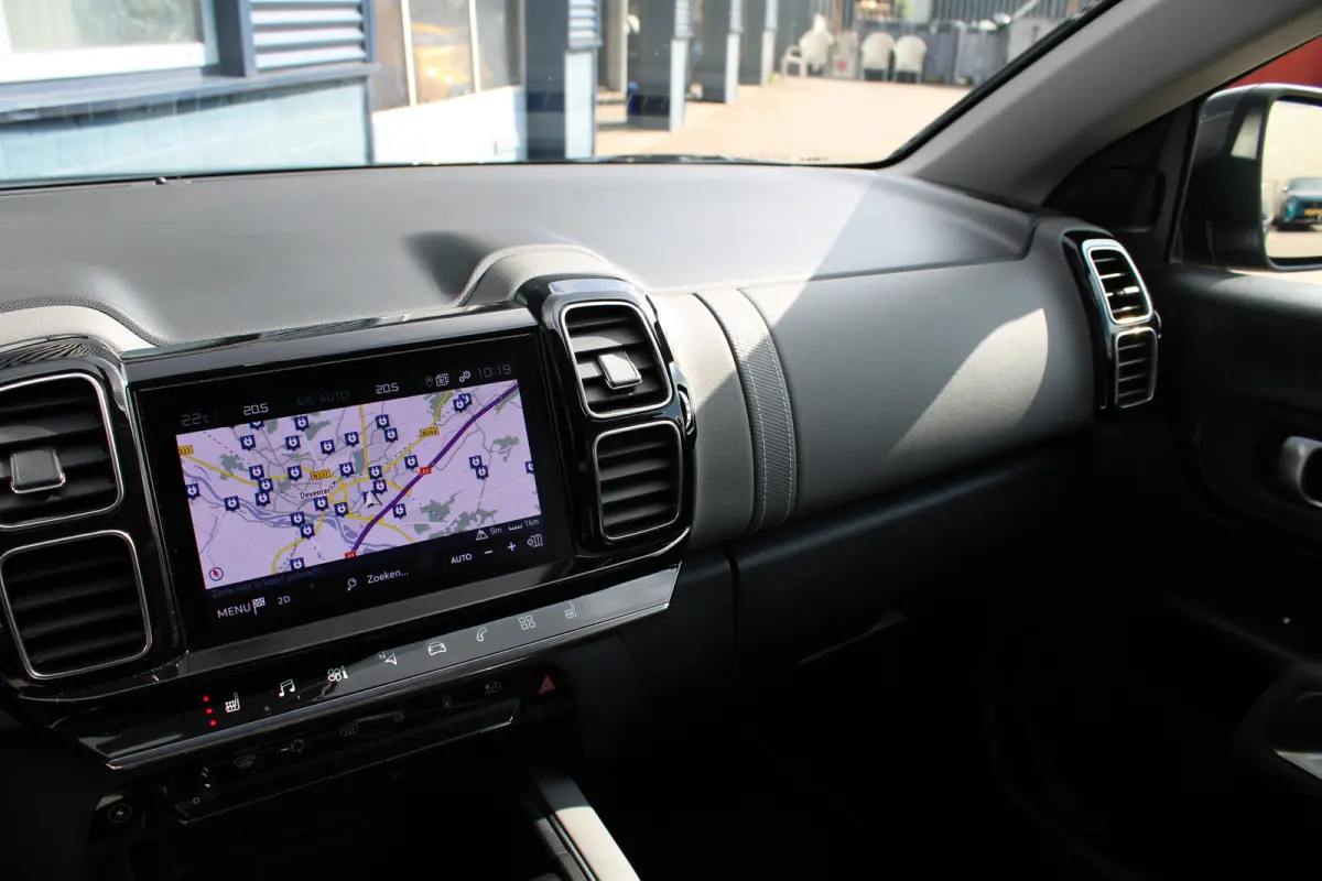 1.6 Plug-in Hybrid 225 Shine | Achterstoelen drie | Achterstoelen verschuifbaar | Achteruitrijcamera