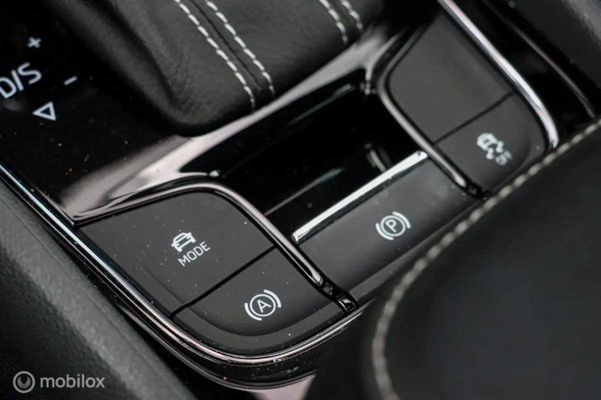 1.5 TSI Sportline Business 7p.|AUT|PANO|ACC|MEMORY|CAMERA