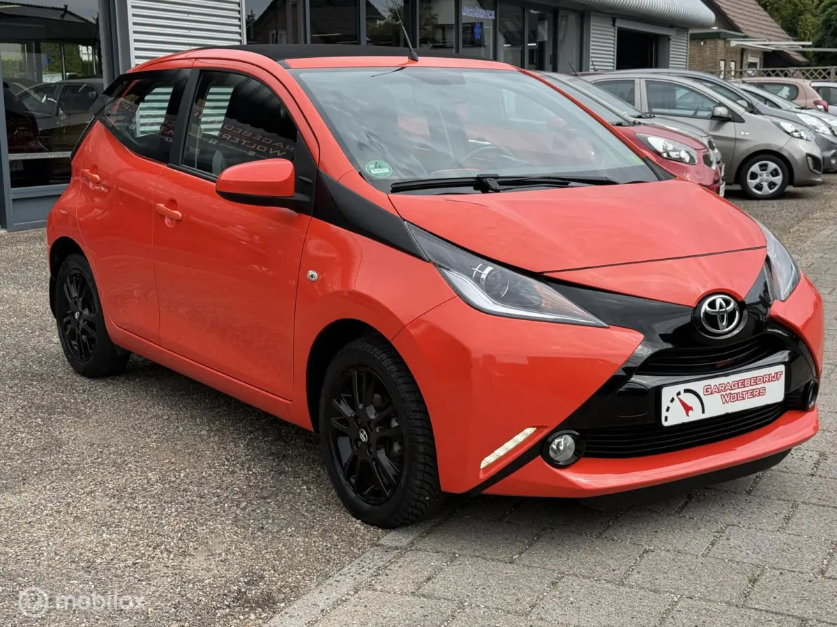 1.0 VVT-i x-wave CAMERA CABRIO AIRCO 5DRS NW APK