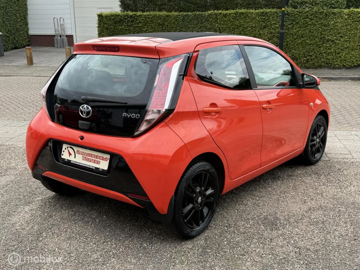 1.0 VVT-i x-wave CAMERA CABRIO AIRCO 5DRS NW APK