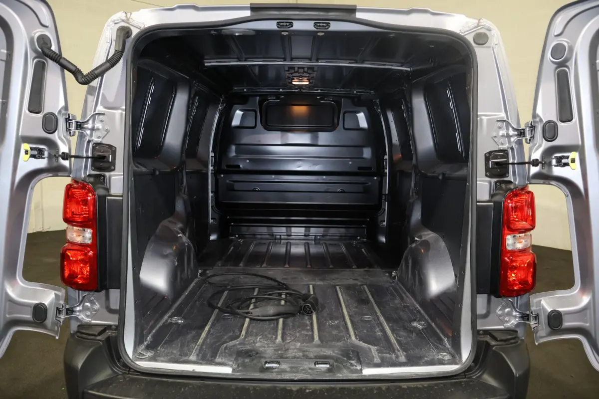 L3 75 kWh Airco Navigatie