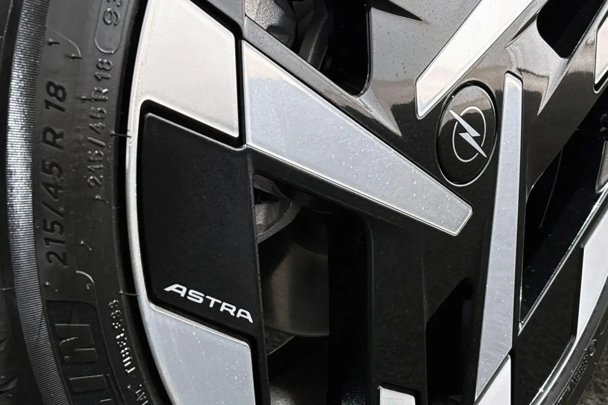 58 kWh Business Edition Automaat Facelift 360 Camera Stoelverwarming