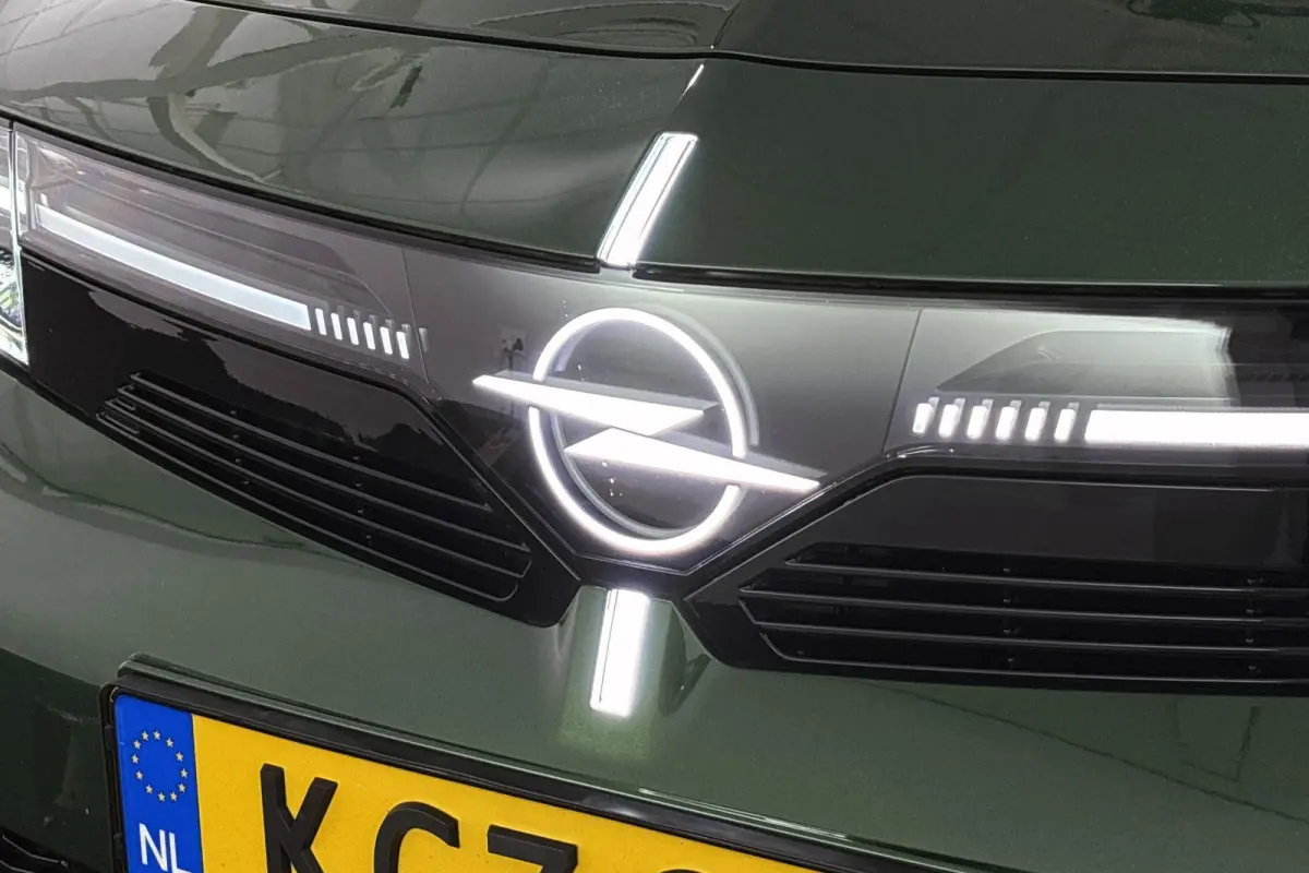 58 kWh Business Edition Automaat Facelift 360 Camera Stoelverwarming