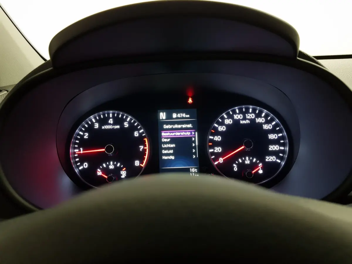 1.0 DPi DynamicLine Automaat Navigatie Apple Carplay/Android Auto Airco Camera DAB Lichtmetalen velgen Bluetooth
