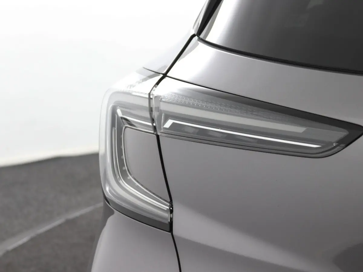techno full hybrid E-Tech 160 | Google Navigatie | Parkeercamera | Climate Control |
