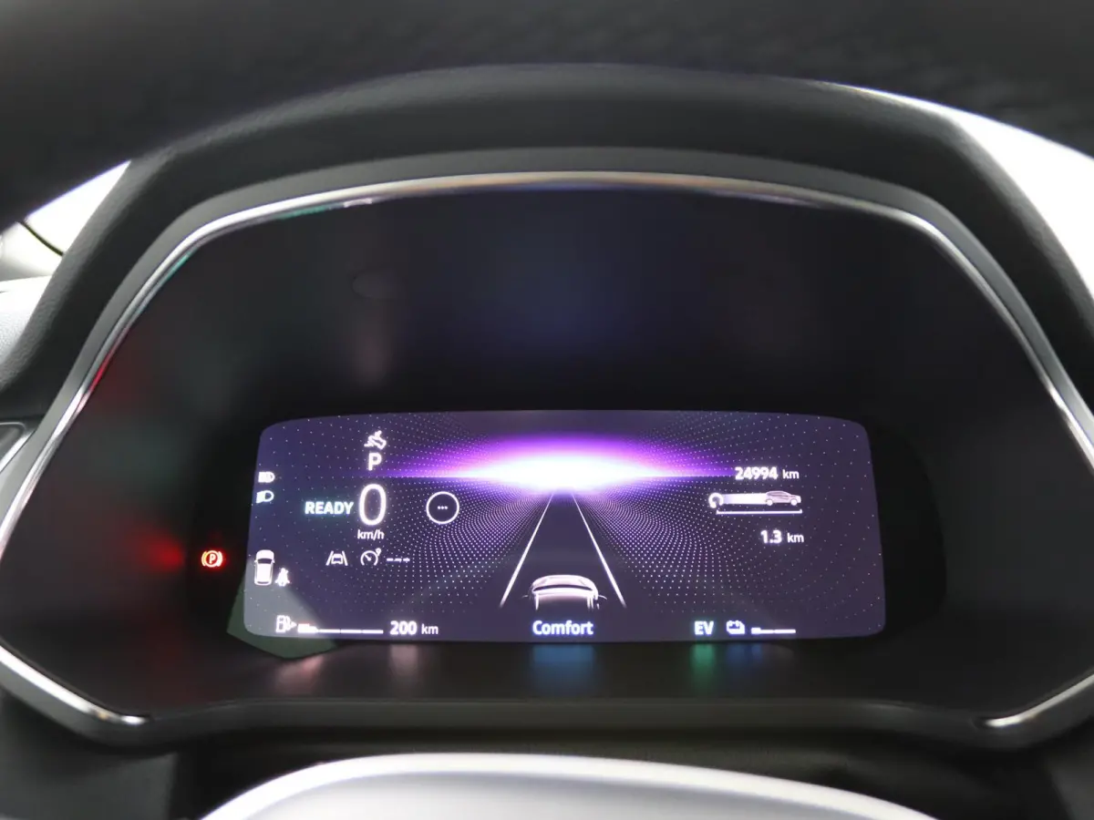 techno full hybrid E-Tech 160 | Google Navigatie | Parkeercamera | Climate Control |