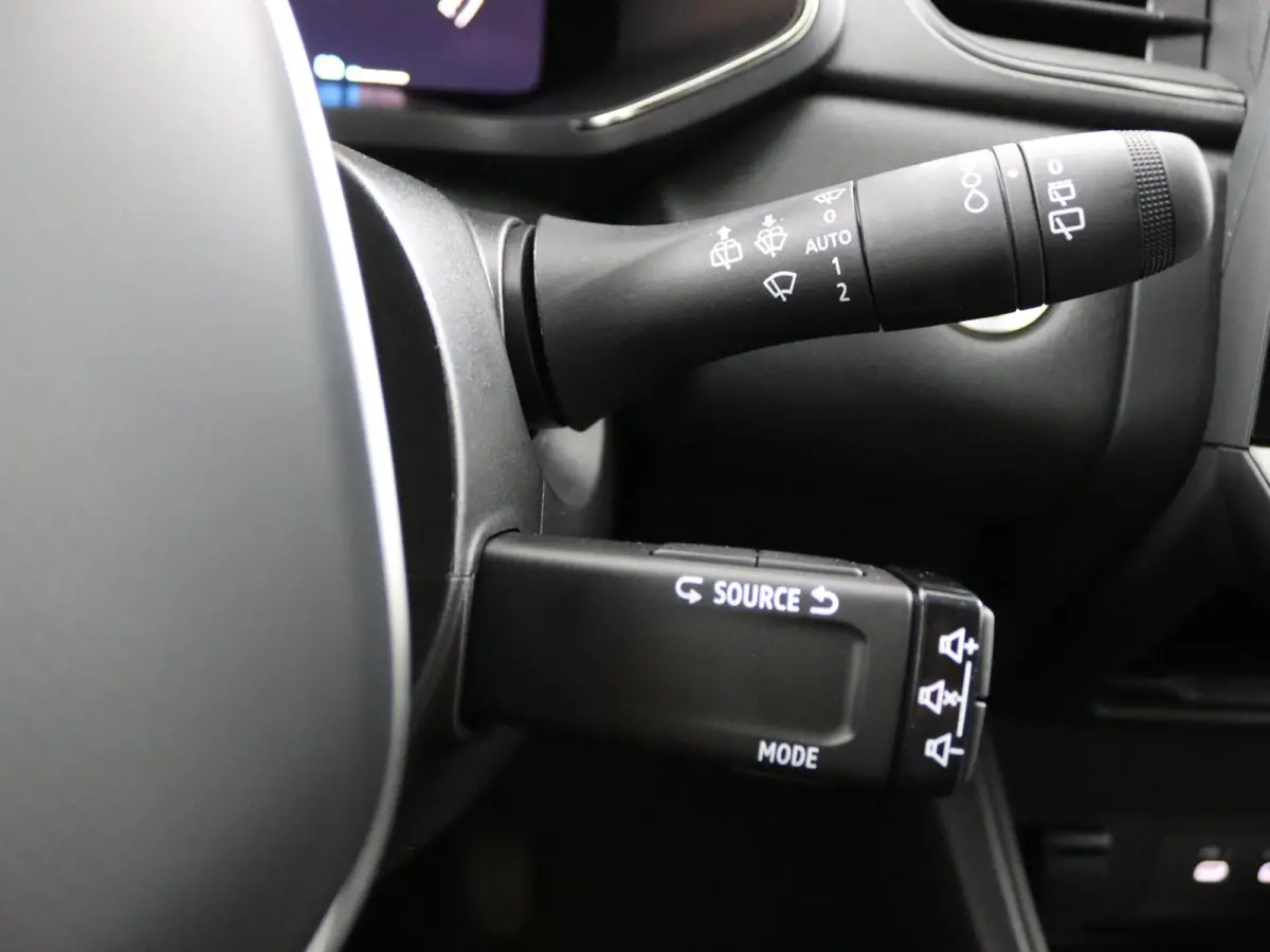 techno full hybrid E-Tech 160 | Google Navigatie | Parkeercamera | Climate Control |