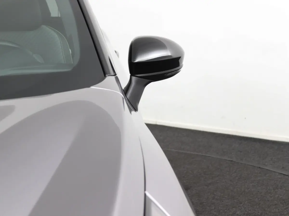 techno full hybrid E-Tech 160 | Google Navigatie | Parkeercamera | Climate Control |