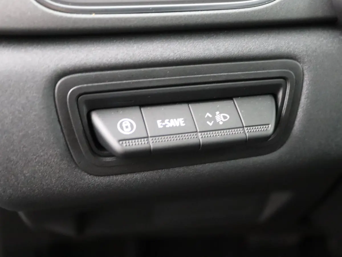 techno full hybrid E-Tech 160 | Google Navigatie | Parkeercamera | Climate Control |