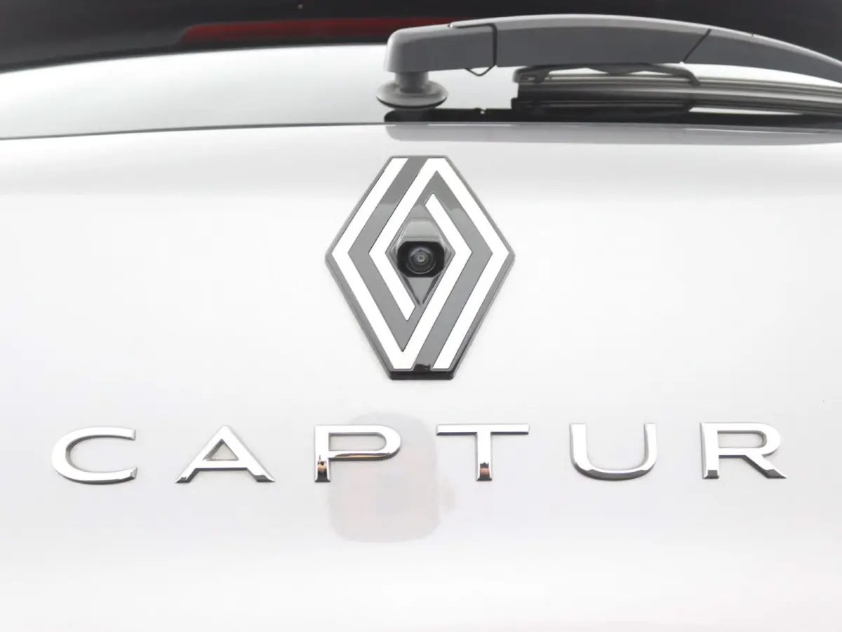 techno full hybrid E-Tech 160 | Google Navigatie | Parkeercamera | Climate Control |