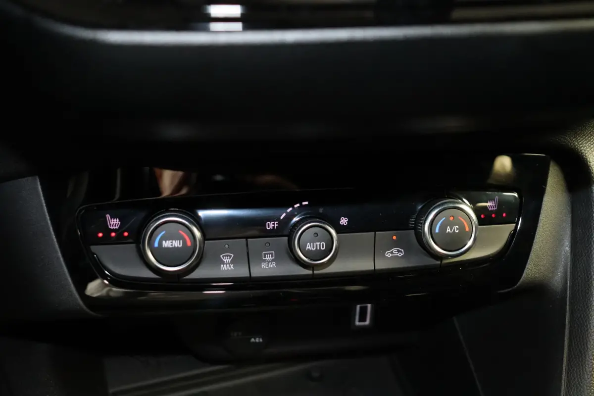 1.2 Turbo Hybrid GS