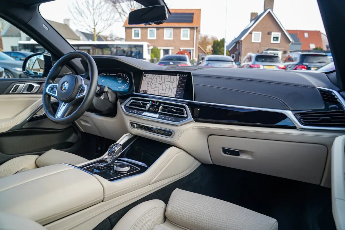 M50i High Executive | Harman/Kardon | Head Up Display | 360 | Stuurwielverwarming | Stoelverkoeling
