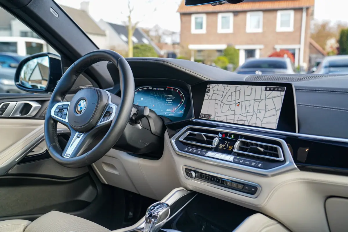 M50i High Executive | Harman/Kardon | Head Up Display | 360 | Stuurwielverwarming | Stoelverkoeling