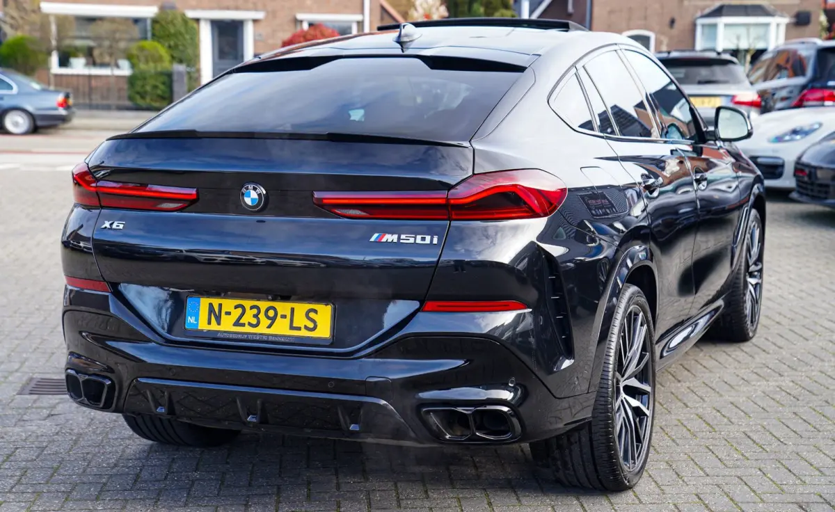 M50i High Executive | Harman/Kardon | Head Up Display | 360 | Stuurwielverwarming | Stoelverkoeling