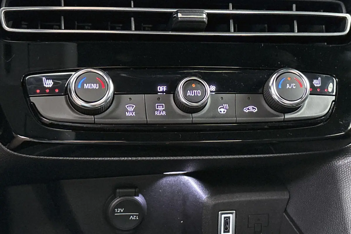 1.2 Turbo Hybrid GS Stoelverwarming Keyless Camera Apple CarPlay