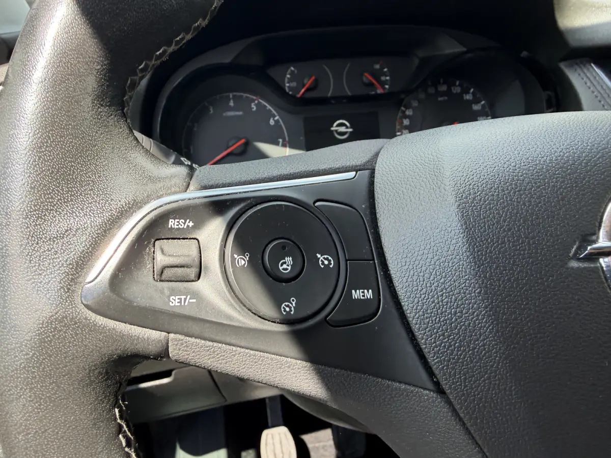 1.2 Turbo Ultimate Stoelverwarming | App Connect