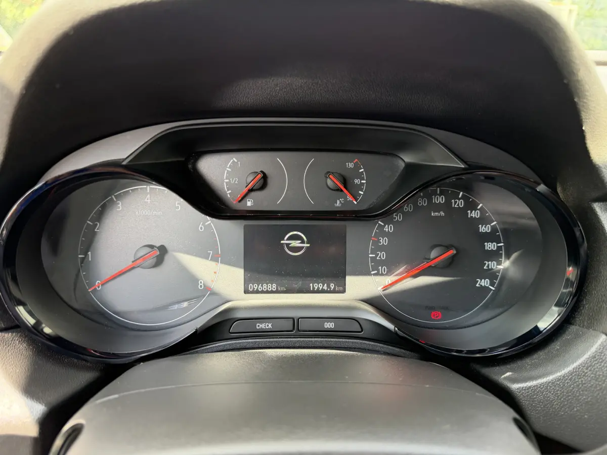 1.2 Turbo Ultimate Stoelverwarming | App Connect