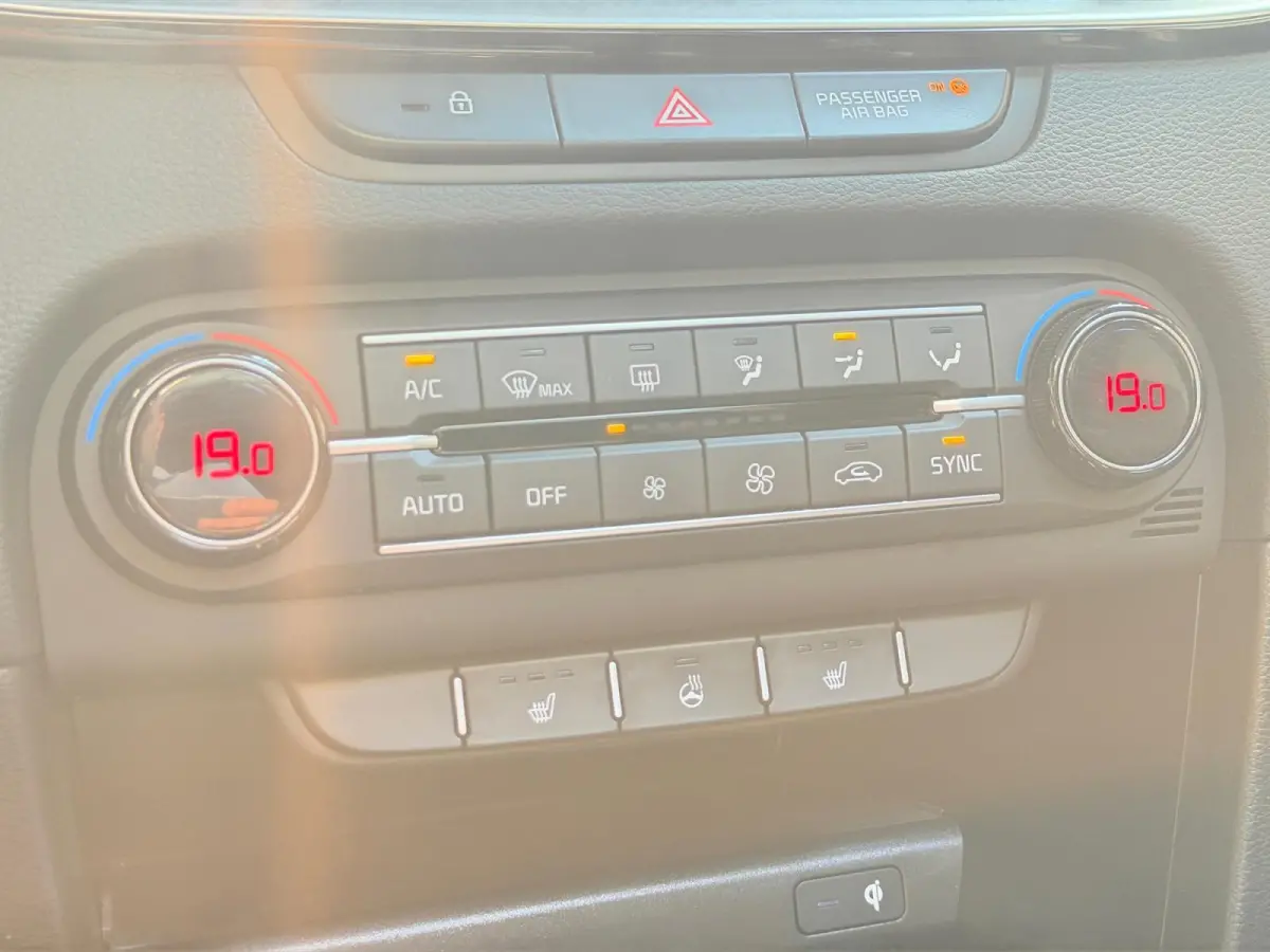 1.0 T-GDi GT-Line PANORAMADAK | CLIMATE CONTROL | STOEL & STUURVERWARMING | ELEKTRISCHE KLEP | RESTERENDE FABRIEKSGARANTIE TM 2029