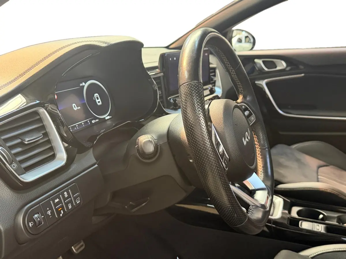 1.0 T-GDi GT-Line PANORAMADAK | CLIMATE CONTROL | STOEL & STUURVERWARMING | ELEKTRISCHE KLEP | RESTERENDE FABRIEKSGARANTIE TM 2029