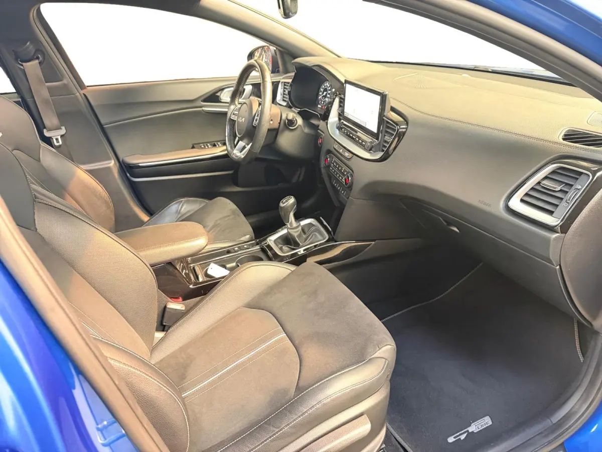 1.0 T-GDi GT-Line PANORAMADAK | CLIMATE CONTROL | STOEL & STUURVERWARMING | ELEKTRISCHE KLEP | RESTERENDE FABRIEKSGARANTIE TM 2029