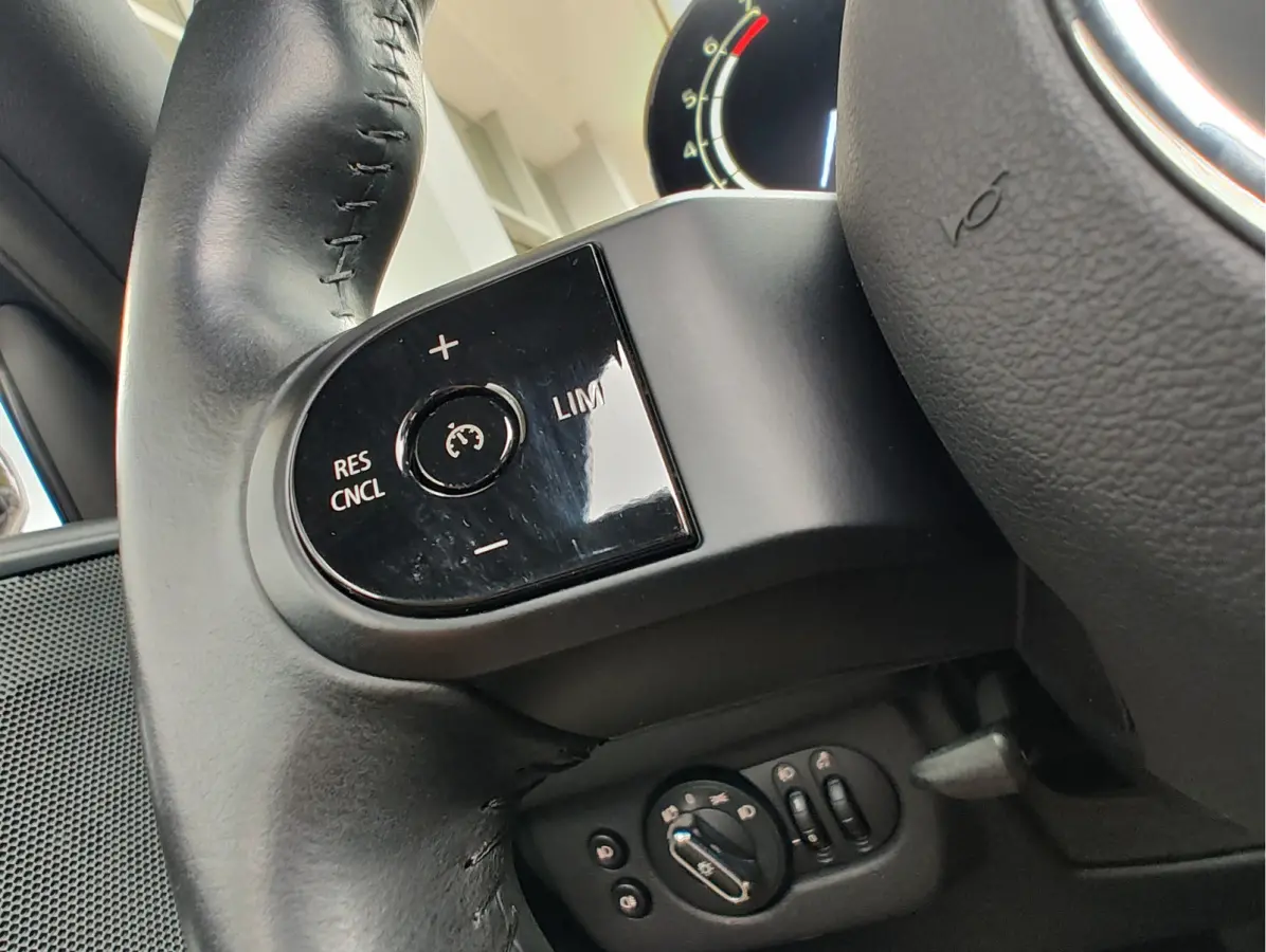 1.5 COOPER CLASSIC AUTOMAAT Bruin leder | Keyless | Open dak | Stoelverwarming