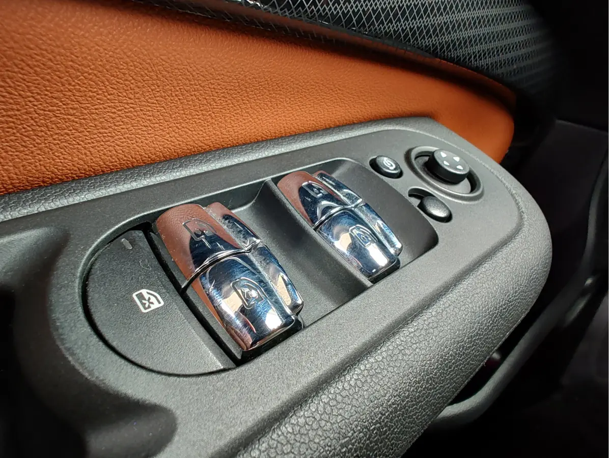 1.5 COOPER CLASSIC AUTOMAAT Bruin leder | Keyless | Open dak | Stoelverwarming