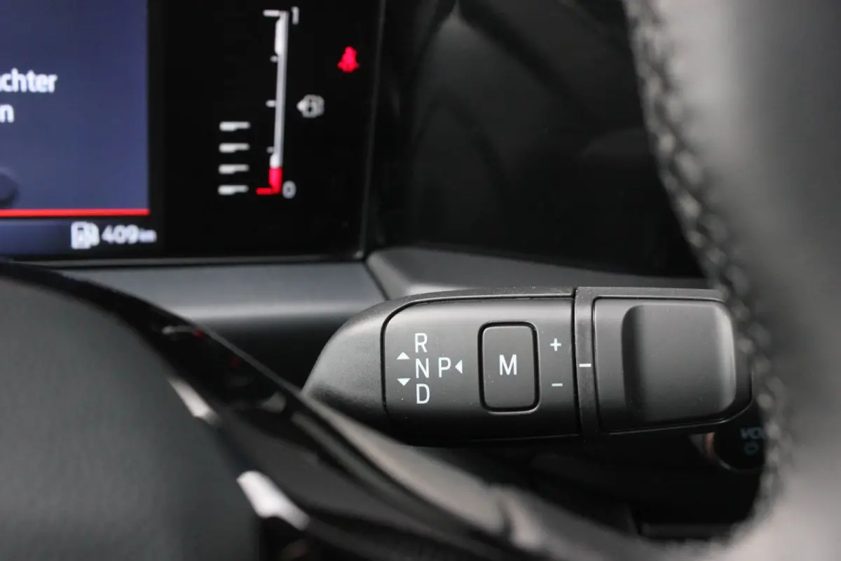 320 2.0 TDCI L2H1 Limited 170PK JB-EDITION / DRIVER ASSISTANCE PACK / 3- ZITS / MY2024 / CAMERA / ADAP.CRUISE