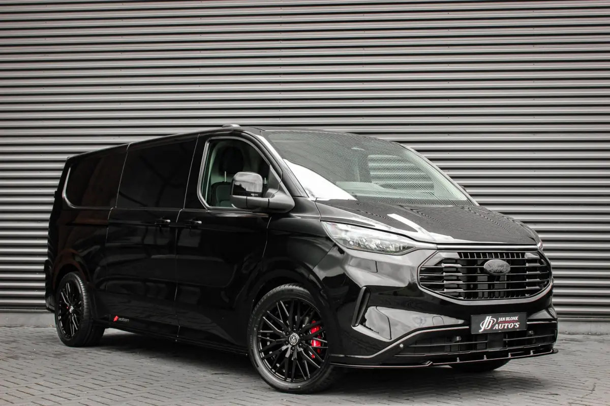 320 2.0 TDCI L2H1 Limited 170PK JB-EDITION / DRIVER ASSISTANCE PACK / 3- ZITS / MY2024 / CAMERA / ADAP.CRUISE