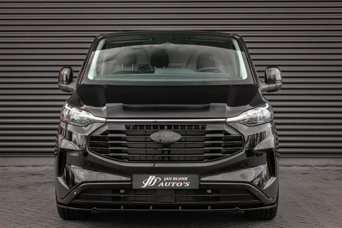 320 2.0 TDCI L2H1 Limited 170PK JB-EDITION / DRIVER ASSISTANCE PACK / 3- ZITS / MY2024 / CAMERA / ADAP.CRUISE