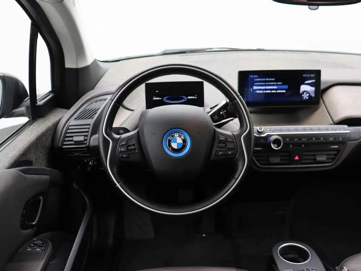 120 Ah Sportpakket | Achteruitrijcamera | Schuif-/ Kanteldak | Navigatie Prof | Apple Carplay |20''