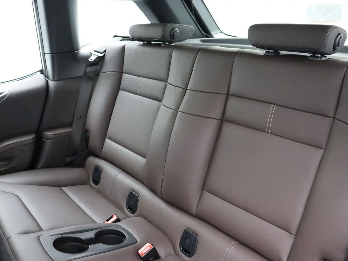 120 Ah Sportpakket | Achteruitrijcamera | Schuif-/ Kanteldak | Navigatie Prof | Apple Carplay |20''