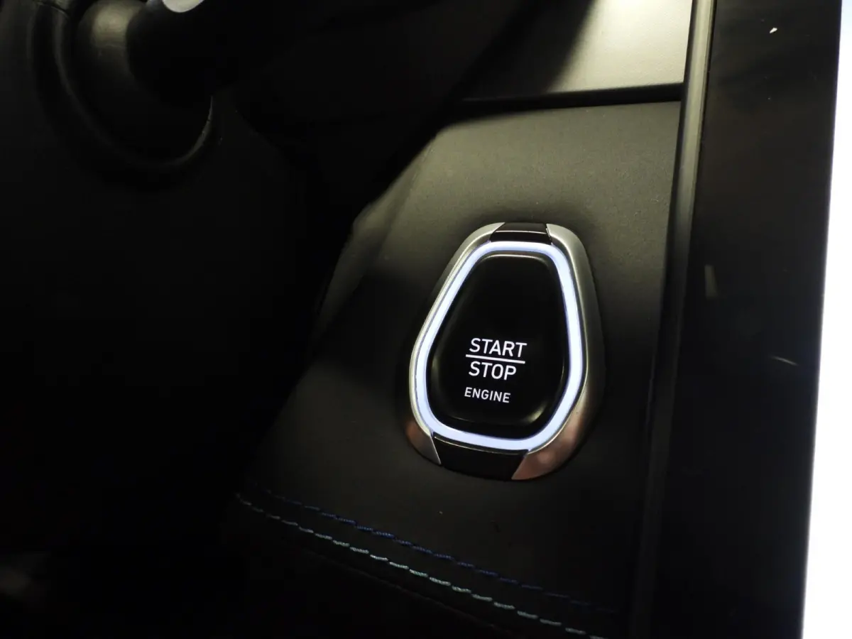 1.5 PHEV BlackEdition NAVI/360CAM/SCHUIFDAK/LED/20"LMV!